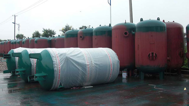 儲氣罐出現(xiàn)噪聲時(shí)怎樣解決？